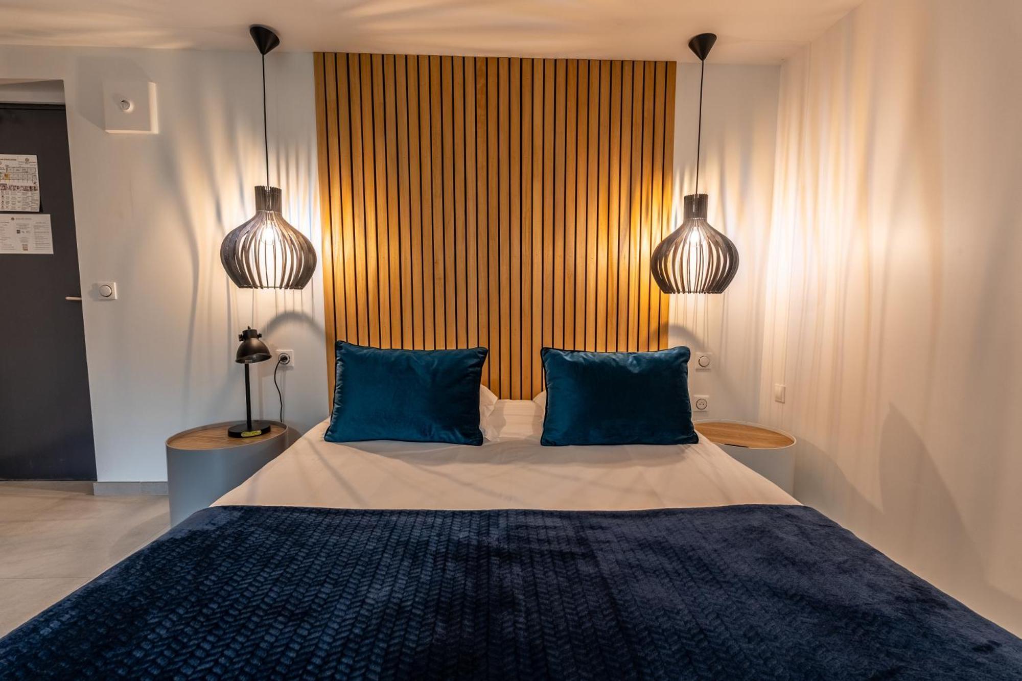 Hotel Quai Des Pontis 干邑 外观 照片