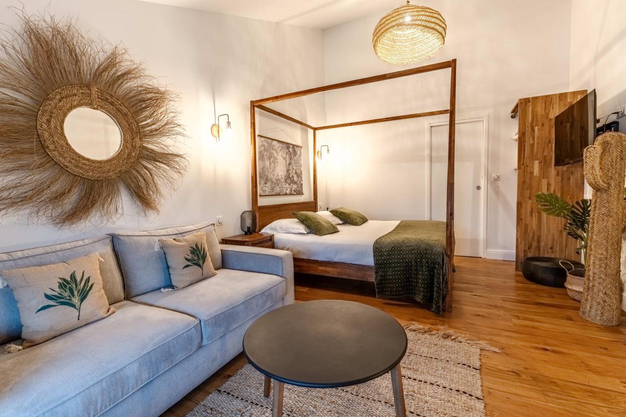 Hotel Quai Des Pontis 干邑 外观 照片
