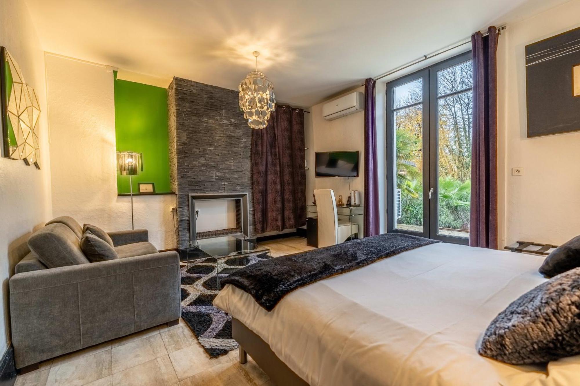 Hotel Quai Des Pontis 干邑 外观 照片